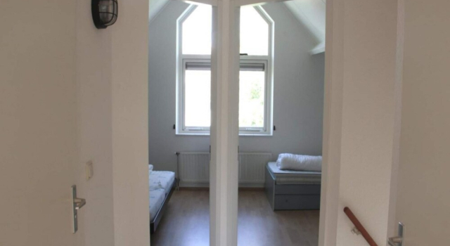 Cosy holiday home with garden, Book Vacation Home Breskens 