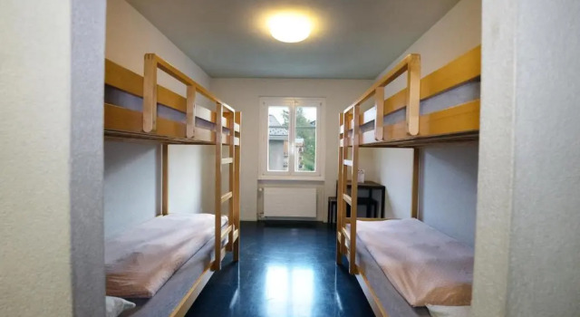 Четырёхместный номер Standard Zermatt Youth Hostel