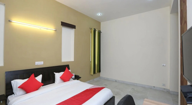 FabHotel Lakshmi Residency, Забронировать Отель Гургаон 