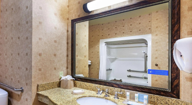 Двухместный номер Standard Hampton Inn & Suites Owasso