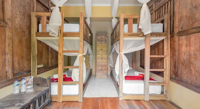 RedDoorz Hostel @ Raya Canggu 2, Buchen Sie Hostel Canggu Badung