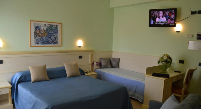 Hotel Zeus