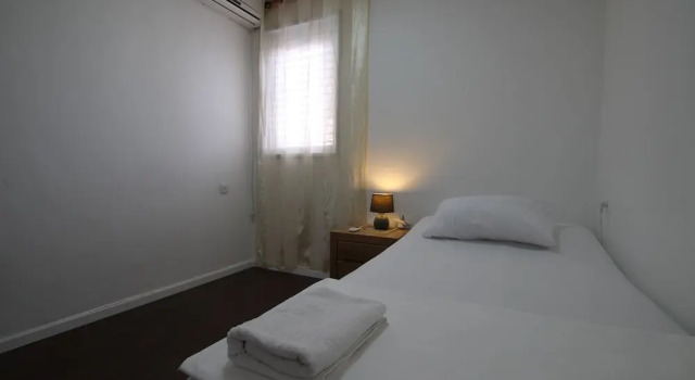 Arendalzrail Apartment - Hertsel St. 4, Prenota Appartamento Bat Yam Tel Aviv Distretto