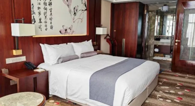 Семейный люкс Executive Huai'an Celebrity City Hotel