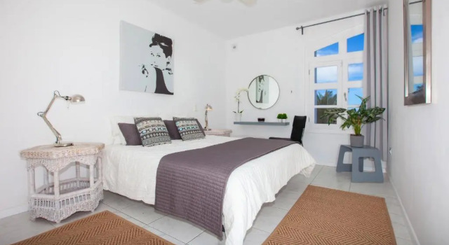 Villa Quiquere - great 4 bedroom Puerto Calero villa with heated pool hot-tub