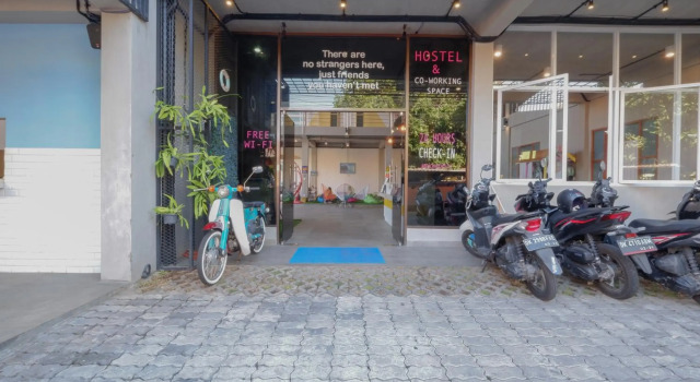 Beach Hut Hostel, Rezervovat Hostel Hotely v Bali se snídaní, Snídaně