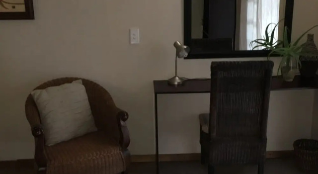 Номер Luxury The Birdhouse Bed & Breakfast #NO Loadshedding #Solar Energy