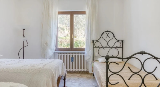 Belvilla by OYO La Rosa dei Venti, Book Hotel Hoteller i Erli med parkering, Parkering