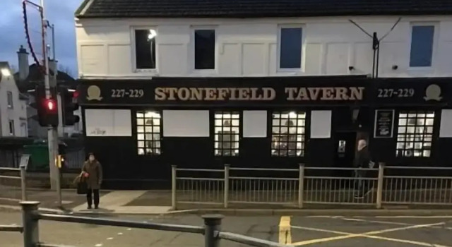 Stonefield Rooms, Забронировать Гостевой дом Отели Ланаркшир с парковкой, Парковка