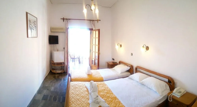Hotel Regina Corfu, Забронировать Отель Отели периферии Ионических островов с бассейном, Бассейн