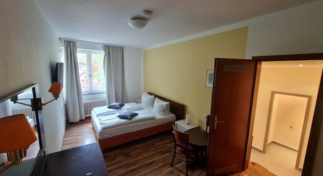 Hotel Bischoff Winnweiler, Забронировать Отель Винвайлер 