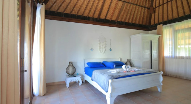 Вилла Luxury с 4 комнатами Black Pearl Hostel