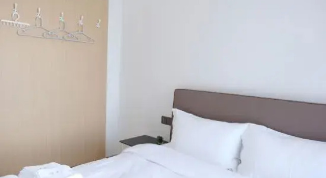 Люкс с 2 комнатами Yiz Hotel