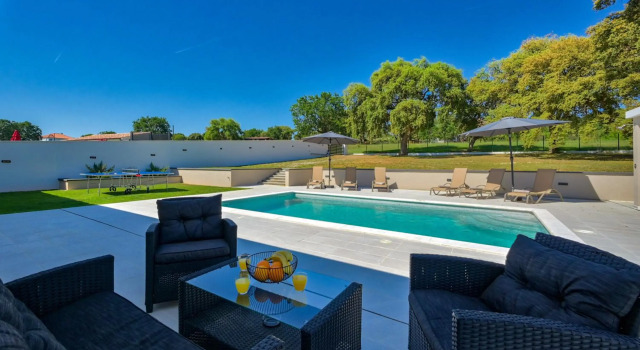 Villa Monte Vernal, Reserva ahora Villa Villas en Pula, Villa
