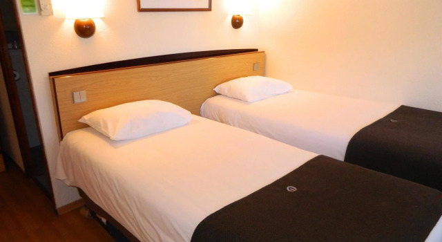 Campanile Epernay - Dizy 51530, Prenota Hotel Hotel a Aquitania con colazione, Colazione