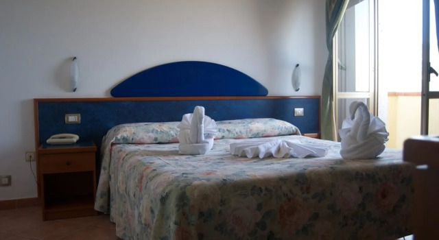 Hotel Residence Sciaron, Book Hotel Hotels in Ricadi with a Pool, Swimming Pool