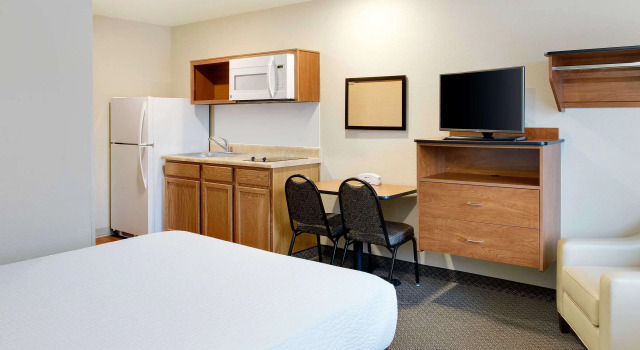 Двухместный номер Standard WoodSpring Suites Fredericksburg