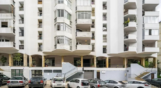 Chic & Stylish Retreat In Estoril'S Finest Location, Забронировать Апартаменты/квартира Апартаменты Эшторил, рядом с National Hotel School, Апартаменты/квартира