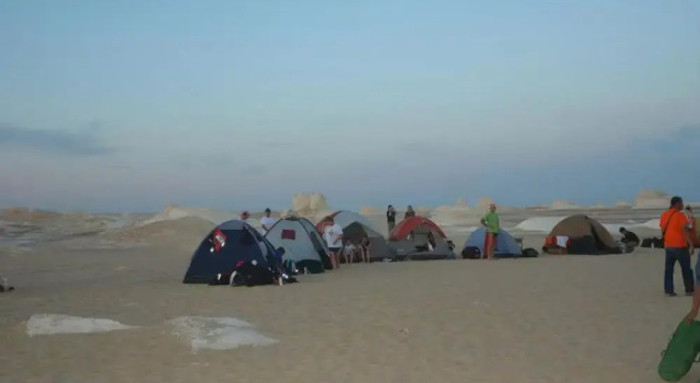 White Desert Camp, Book Hotel Hoteller i Giza Governorate med parkering, Parkering