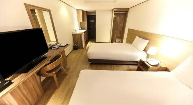 Двухместный номер Standard с видом на горы Hotel Rest Seogwipo