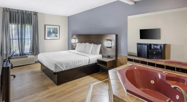 Двухместный люкс SureStay Hotel by Best Western Morganton
