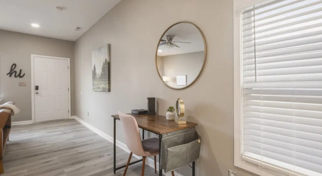 Коттедж Newly renovated 4BR CozySuites