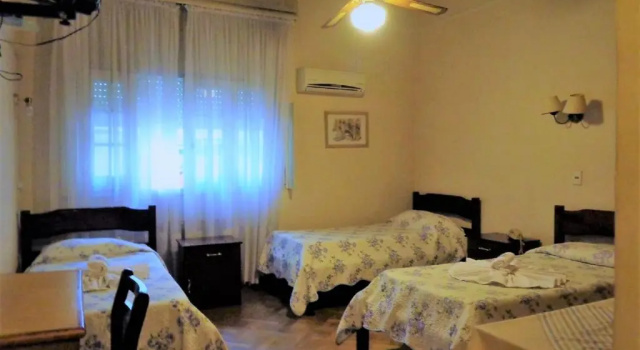 Трёхместный номер Standard Hotel Richmond