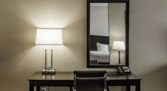 Люкс c 1 комнатой Radisson Hotel Edmonton Airport