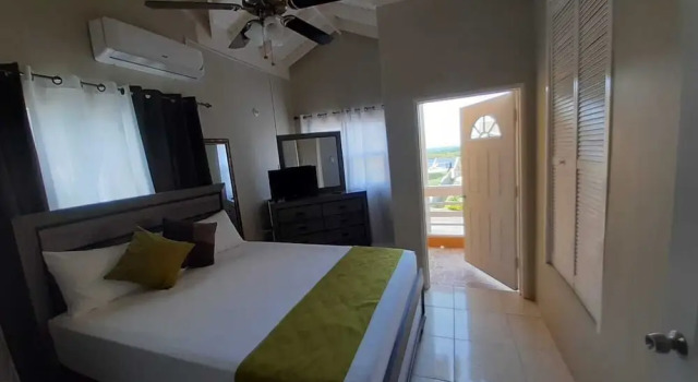 Gorgeous Hideout, Забронировать Отель Отели Ocho Rios Coast 3 звезды, 3*