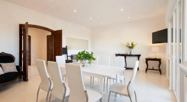 Апартаменты Vatican Holiday Apartment 307