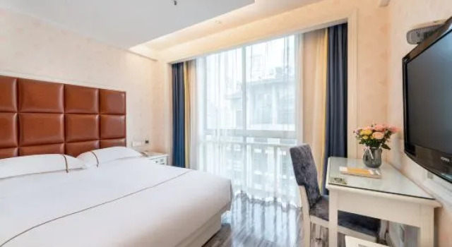 Номер Business Lingshang Hotel