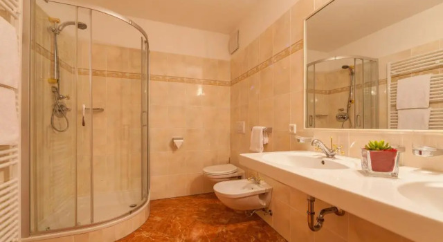 Четырёхместный номер Comfort Hotel Tolderhof