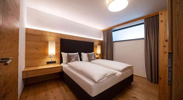 Апартаменты Executive Lakeside Luxury Apartments