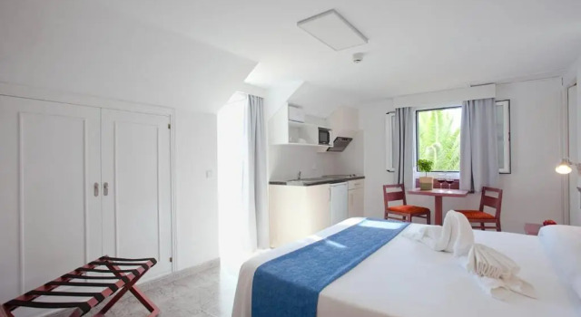 Apartamentos Cala Murada Tennis