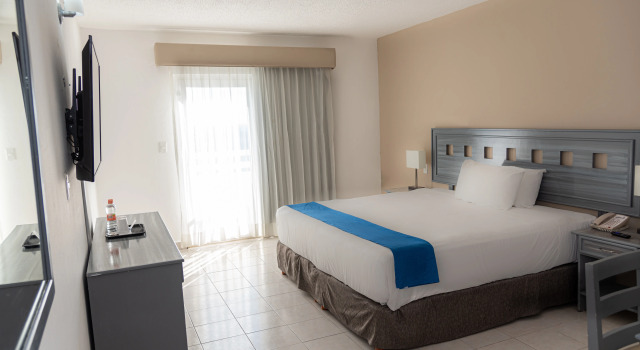 Ocean View Cancun Arenas