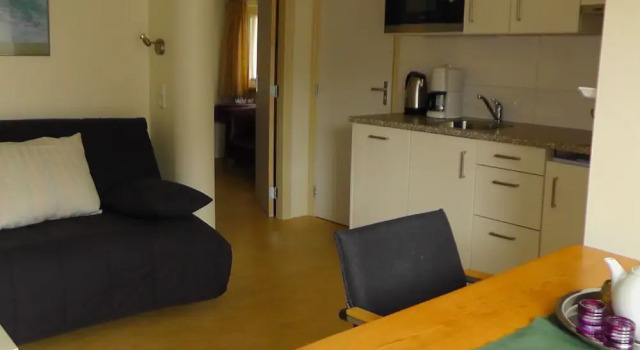 Апартаменты Цокольный этаж c 1 комнатой Hotel Rasch