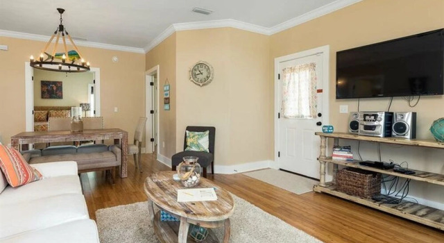 Mahi Hideaway by Meyer Vacation Rentals, Book Hotel Hoteller i Dauphin Island med pool, Swimmingpool