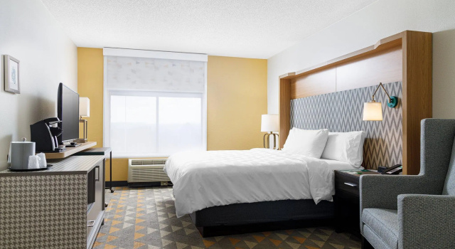 Номер Standard Holiday Inn Cleveland by IHG