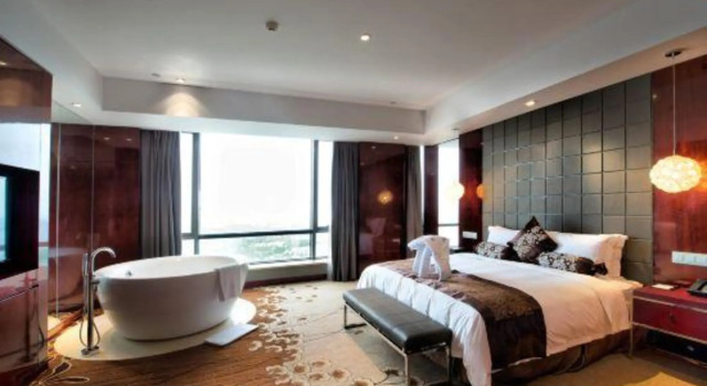 Jiulong International Hotel, Rezerwuj Hotel Hotele 5-gwiazdkowe w Yancheng, 5*