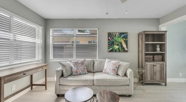 Modern Apt Near Beach Views & Wi-fi, Rezerwuj Apartament Hollywood Panhandle Florida