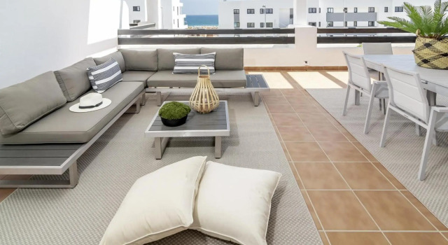 Dja- Modern 2 Bedroom Apartment Close to Beach