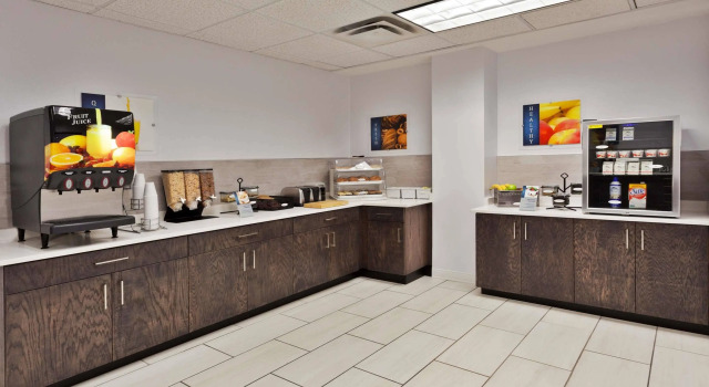 Sonesta Essential Columbus, Забронировать Отель Колумбус Джорджия, рядом с Columbus Park Crossing