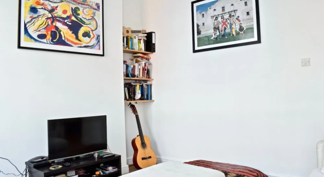 Modern 2 Bedroom Flat in Chalk Farm, Забронировать Фермерский дом Фермерские дома Лондона, рядом с Концертный зал O2 Forum Kentish Town, Фермерский дом