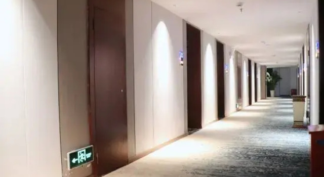 Venice Water World Hotel, Rezervați Hotel Luonan Shaanxi