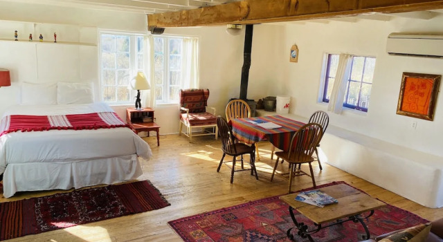 Двухместный номер Standard Дуплекс с видом на сад Taos Goji Farm & Eco-Lodge Retreat