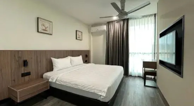 Люкс OYO 1108 Bundusan Hotel