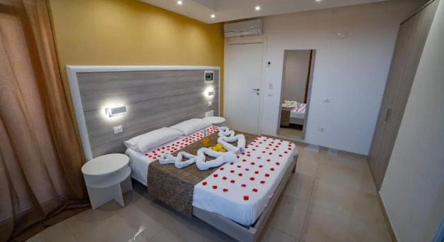 B&B Jerocades