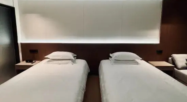 Люкс Deluxe Bossman International Hotel