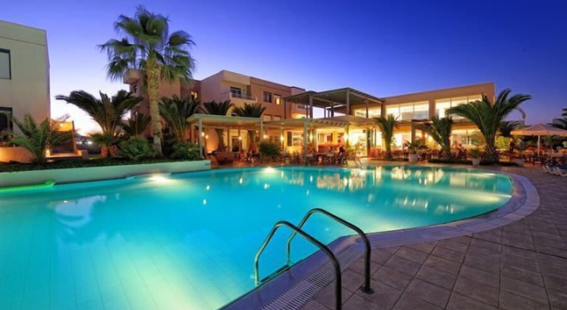 Трёхместный номер Standard Meropi Hotel & Apartments
