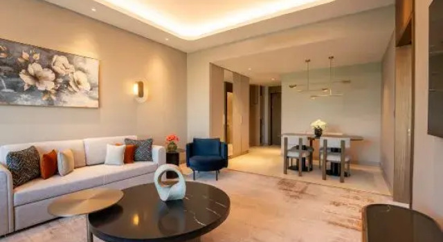 Люкс Movenpick Hotel Al Zaytoon Baghdad